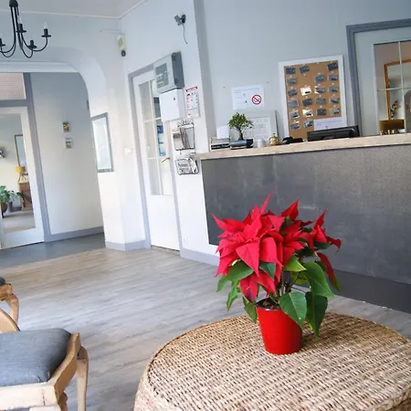 أوتل سنترال بو