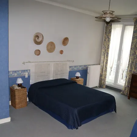 Hotel Hôtel Central 2*