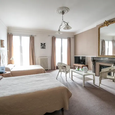 Hôtel Central Hotel