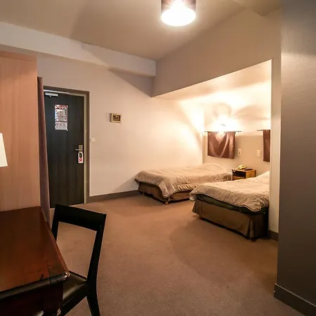 Hôtel Central Hotel 2*