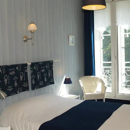 Hôtel Central 2*