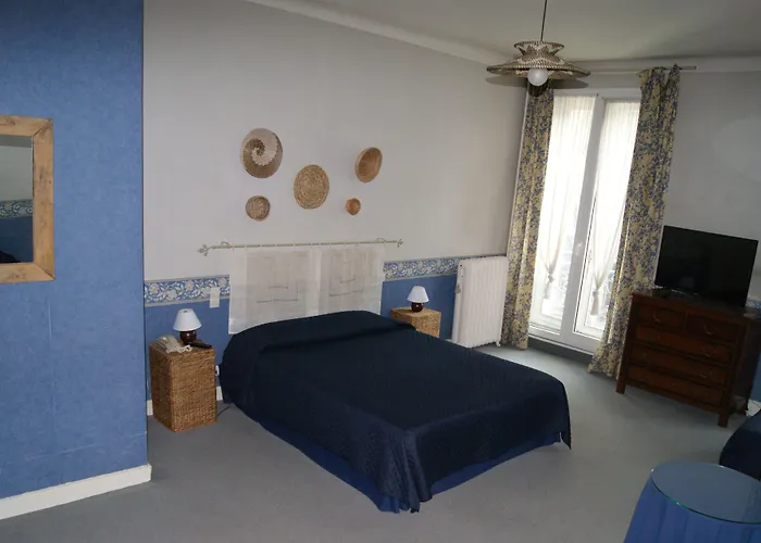 호텔 Hotel Central 2*