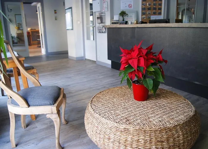 Hotel Central Hotel 2*