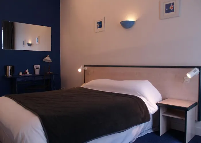 Hotel Central 2* Pau